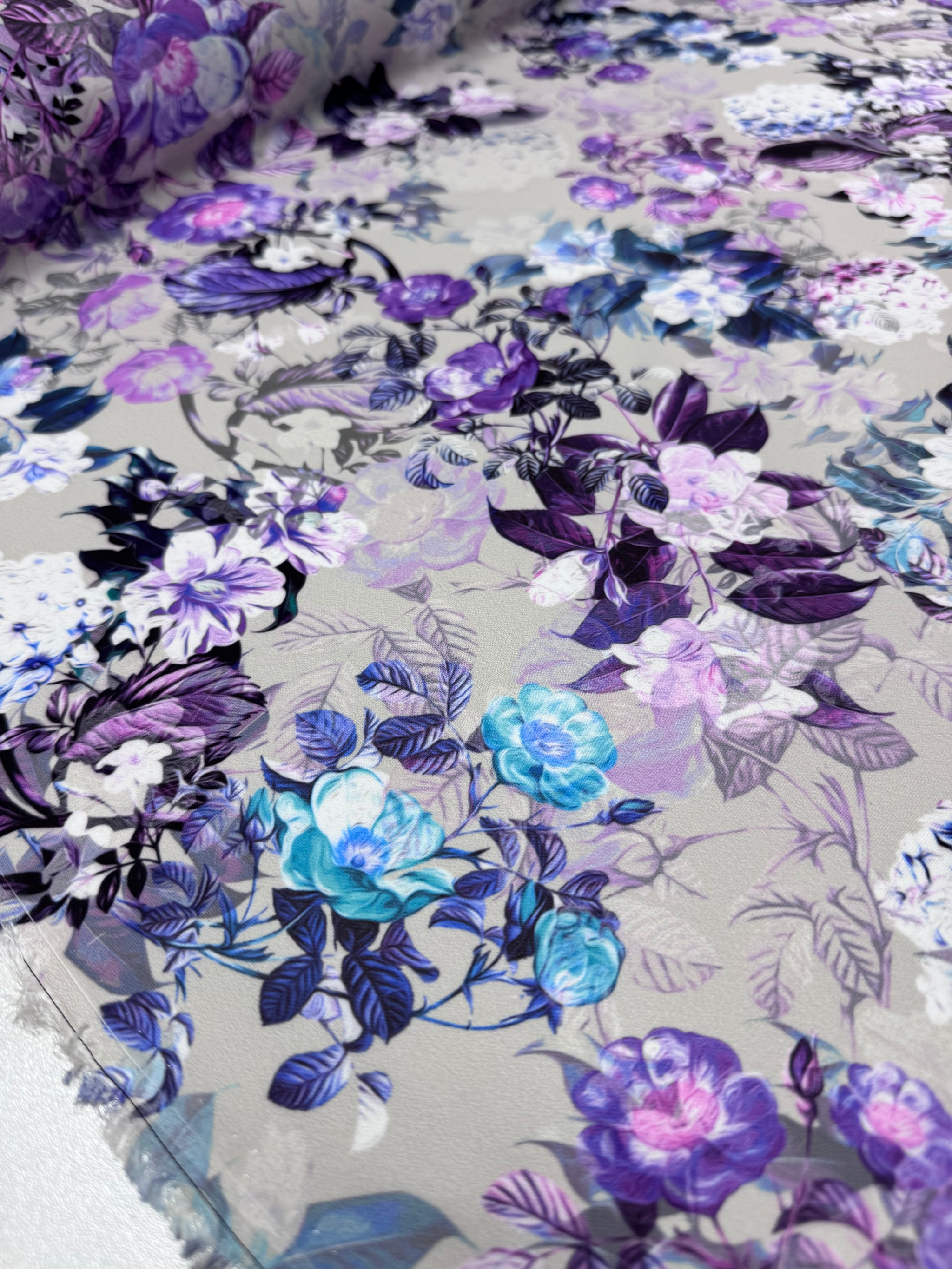 Silky Satin - Pastel Bouquet - 143cm