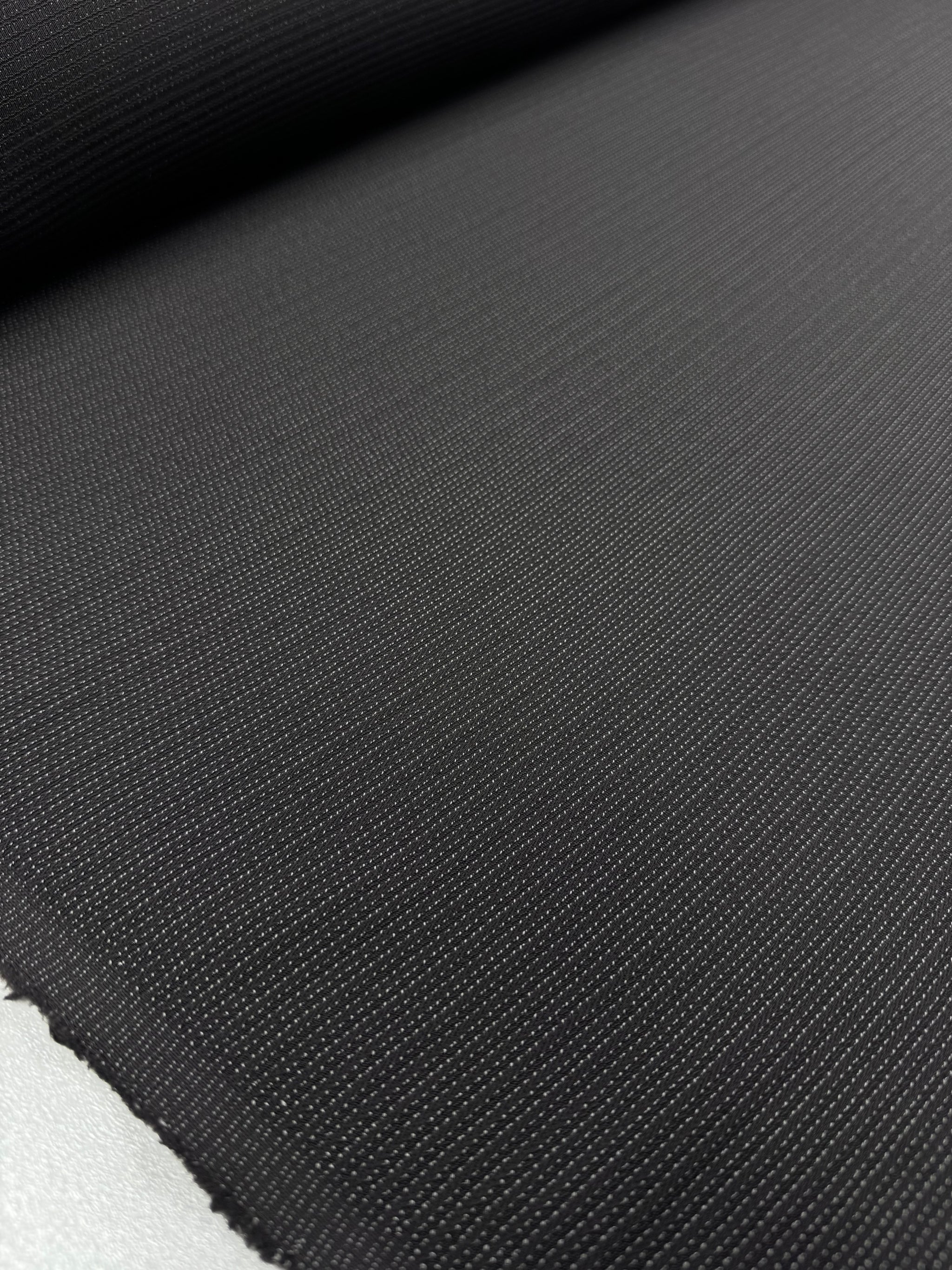 Wool Suiting Textured Crepe - Black olive- 154cm