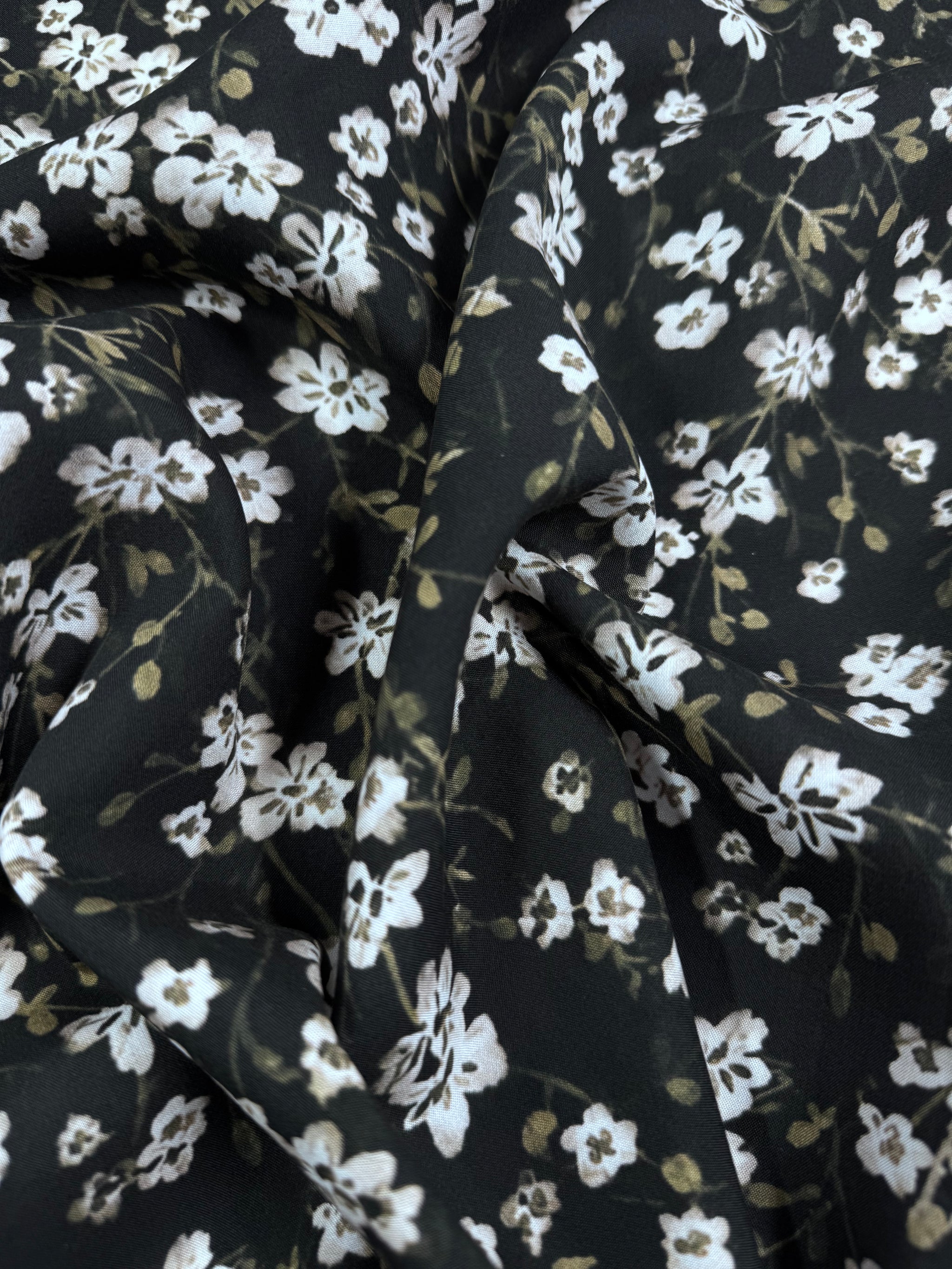 Silkyfall rayon - Starlight Ditsy - 150cm