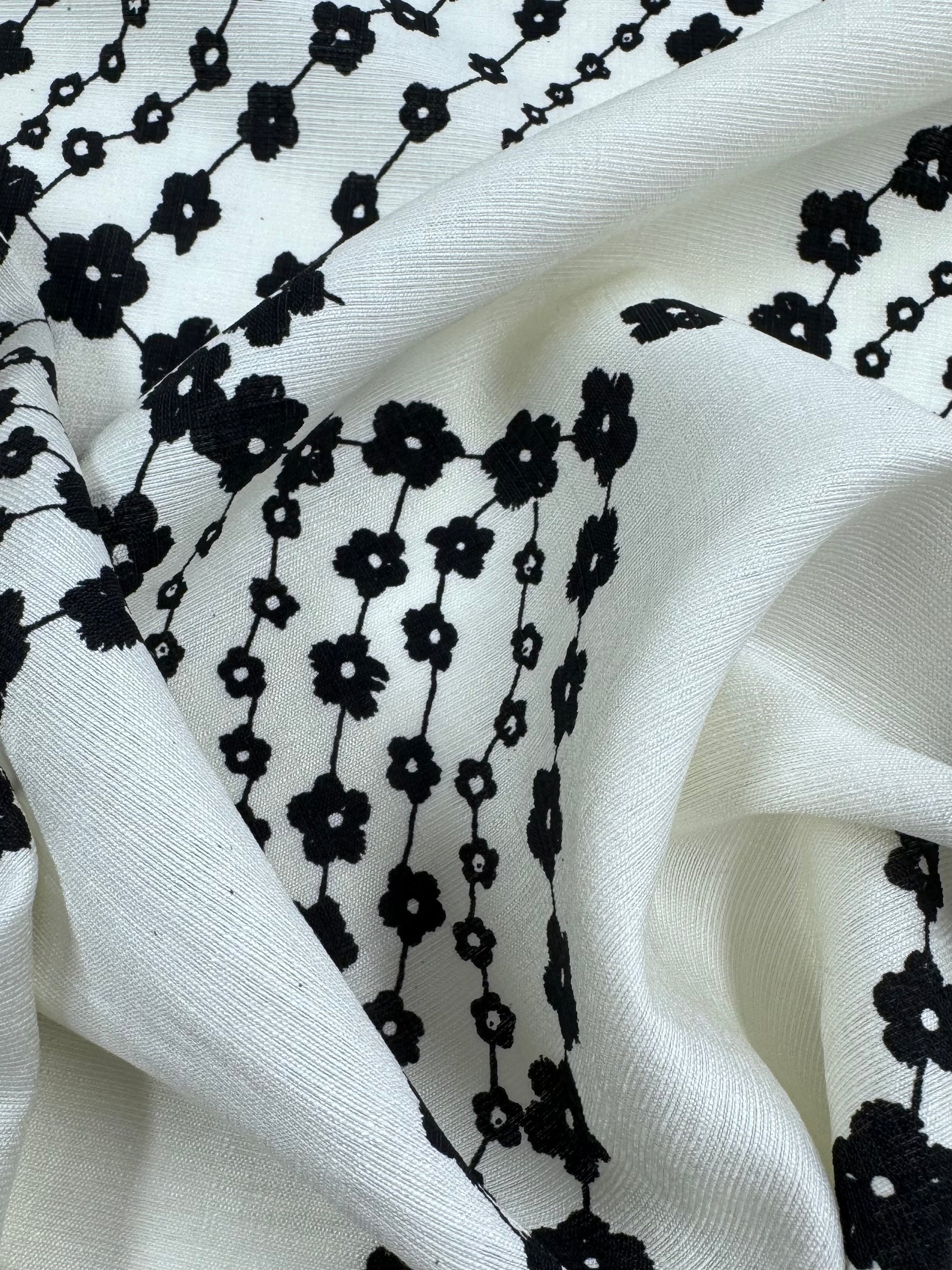 Linen Blend - Noir Blossom - 152cm