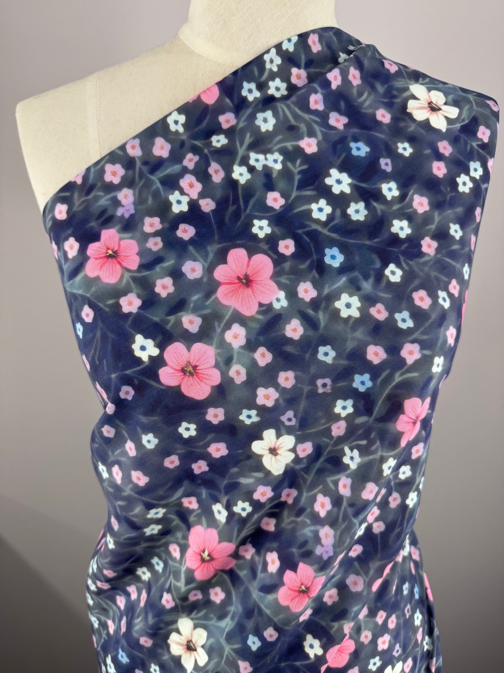 Silkyfall rayon - Nocturne Pink - 150cm