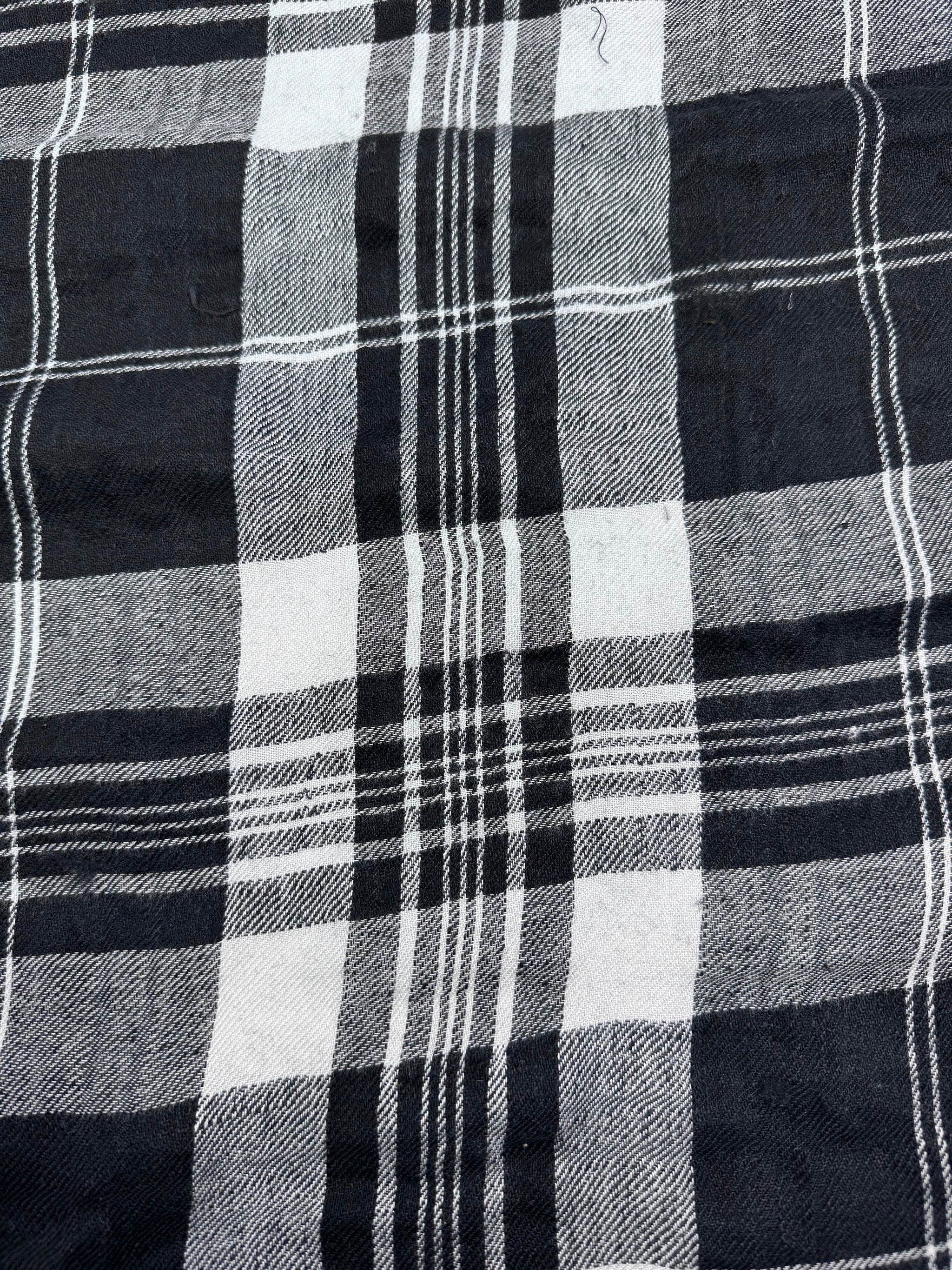 100% Pure Linen - Onyx Plaid - 145Cm