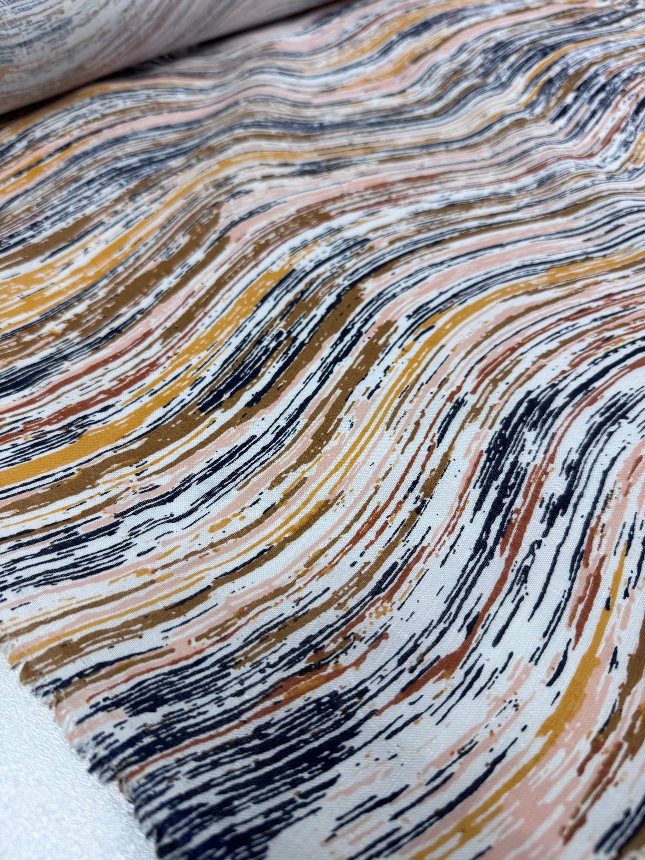 100% Pure Linen - Dune Flow - 140Cm