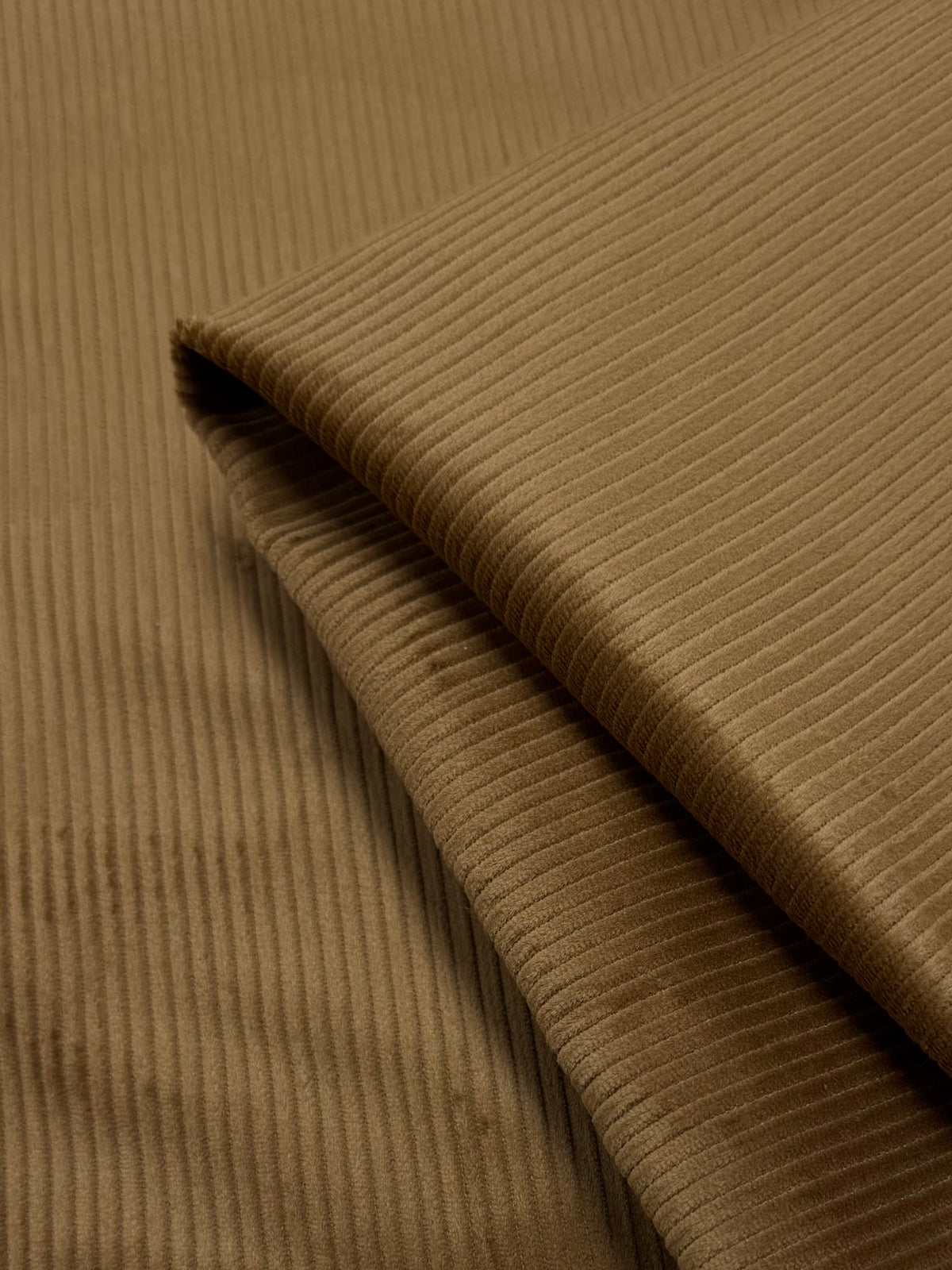 Medium Wale Corduroy - Rubber - 150cm