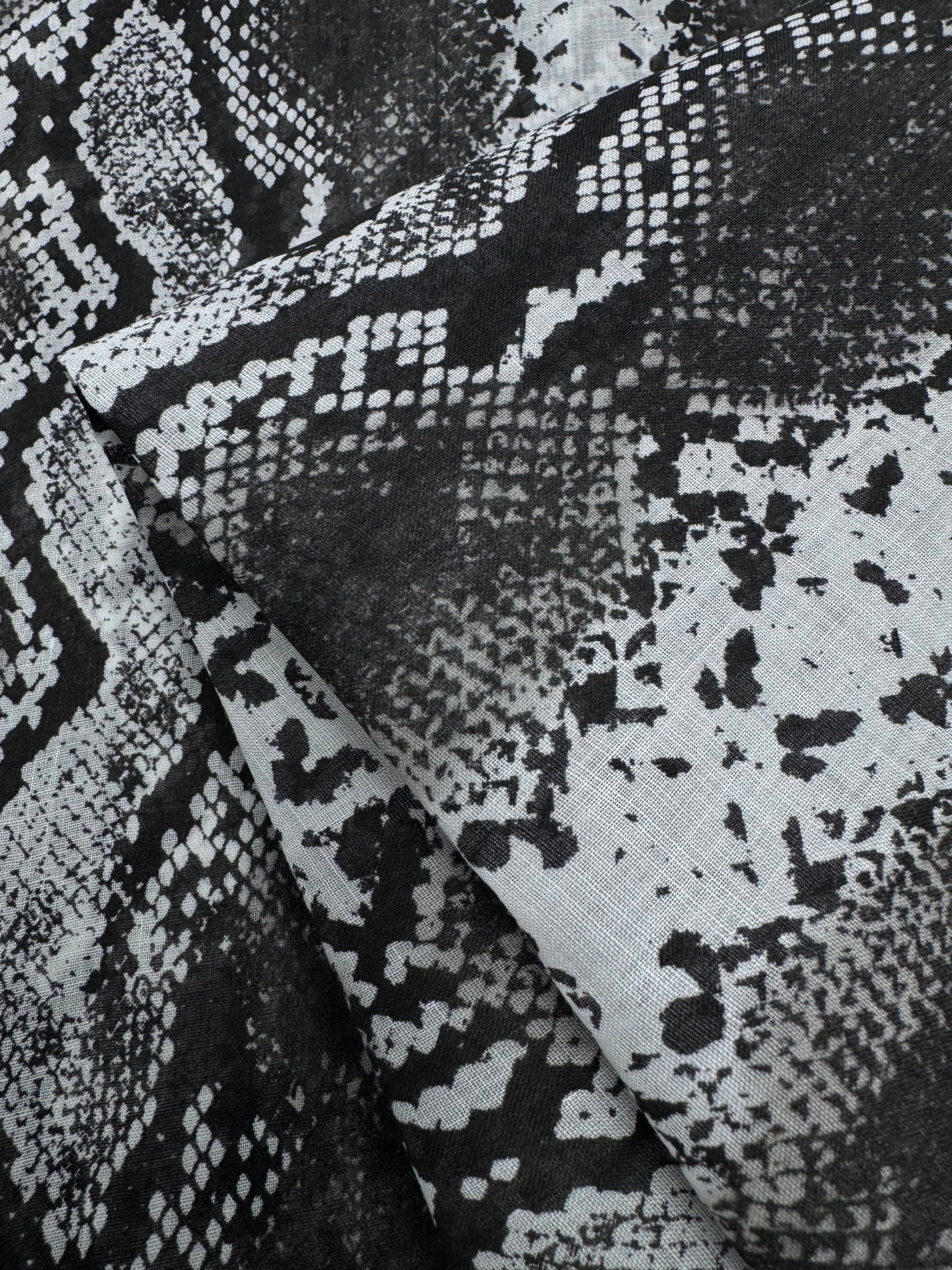 100% Pure Linen - Charcoal Cobra - 150Cm