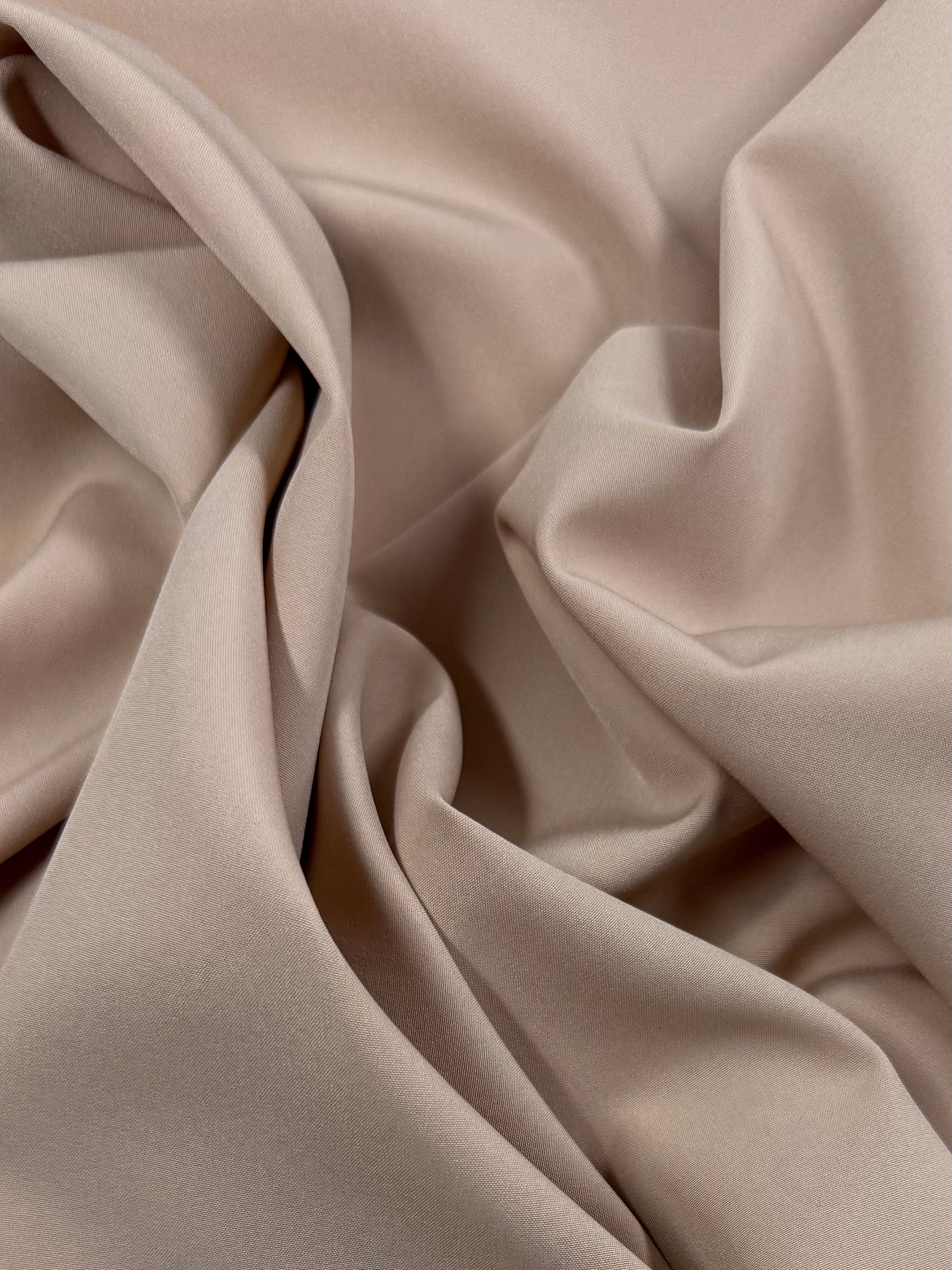 Deluxe Suiting - Hazelnut - 150cm