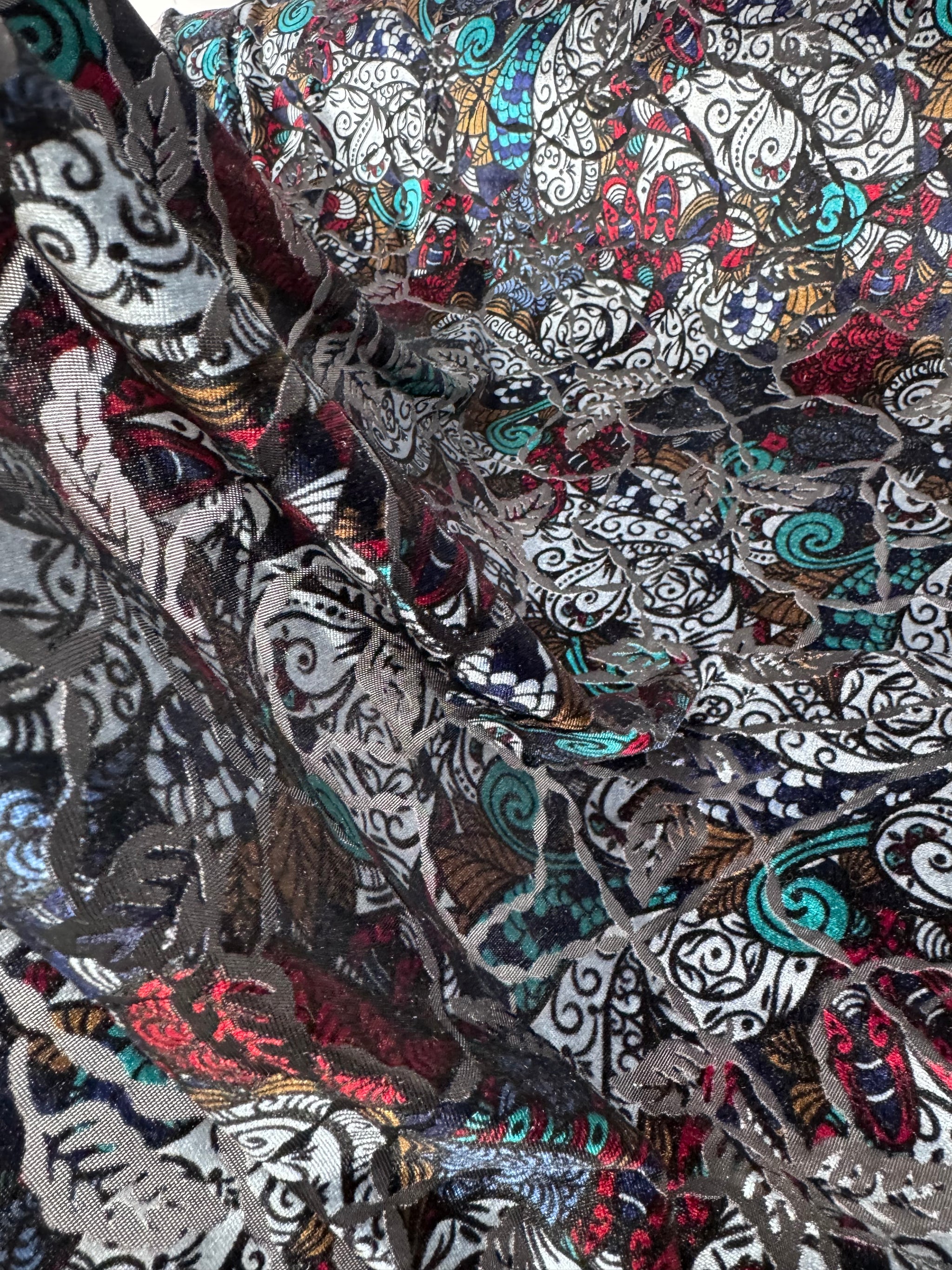 Stretch Velour - Eclipse Paisley - 150cm