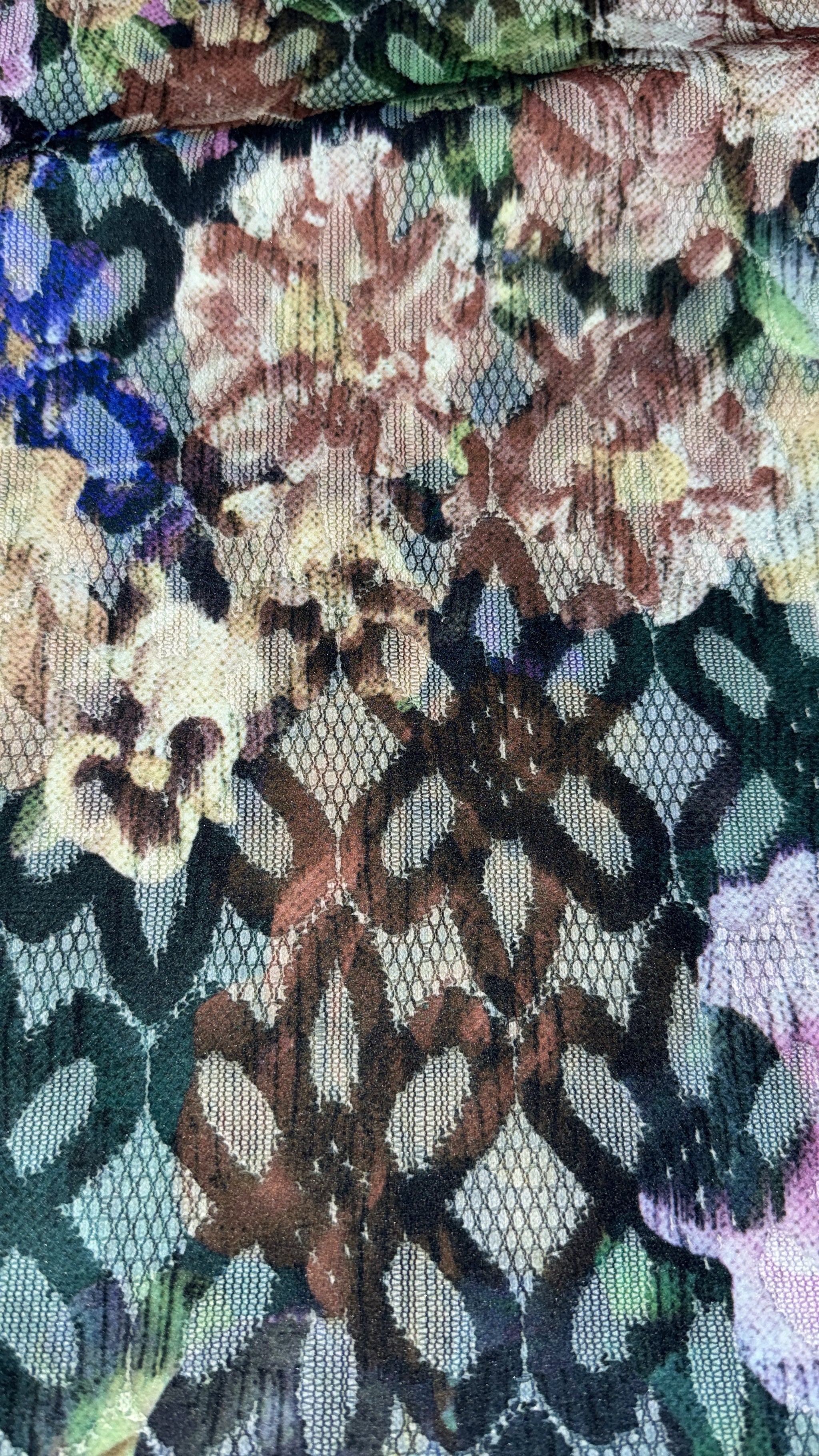 Luxe Petal knit - Garden Mesh - 148cm