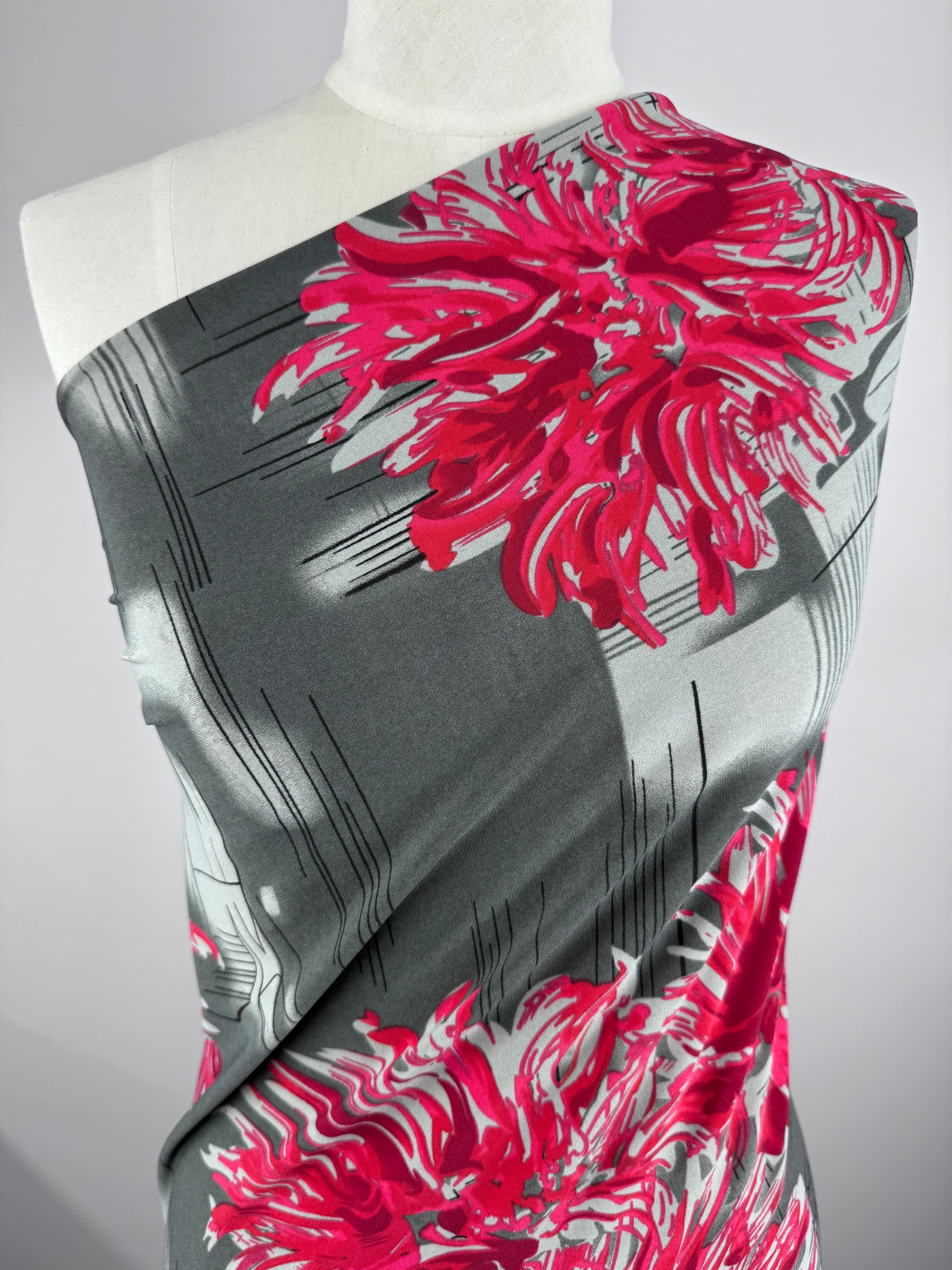 Designer Lycra - Graphic Peony - 150cm