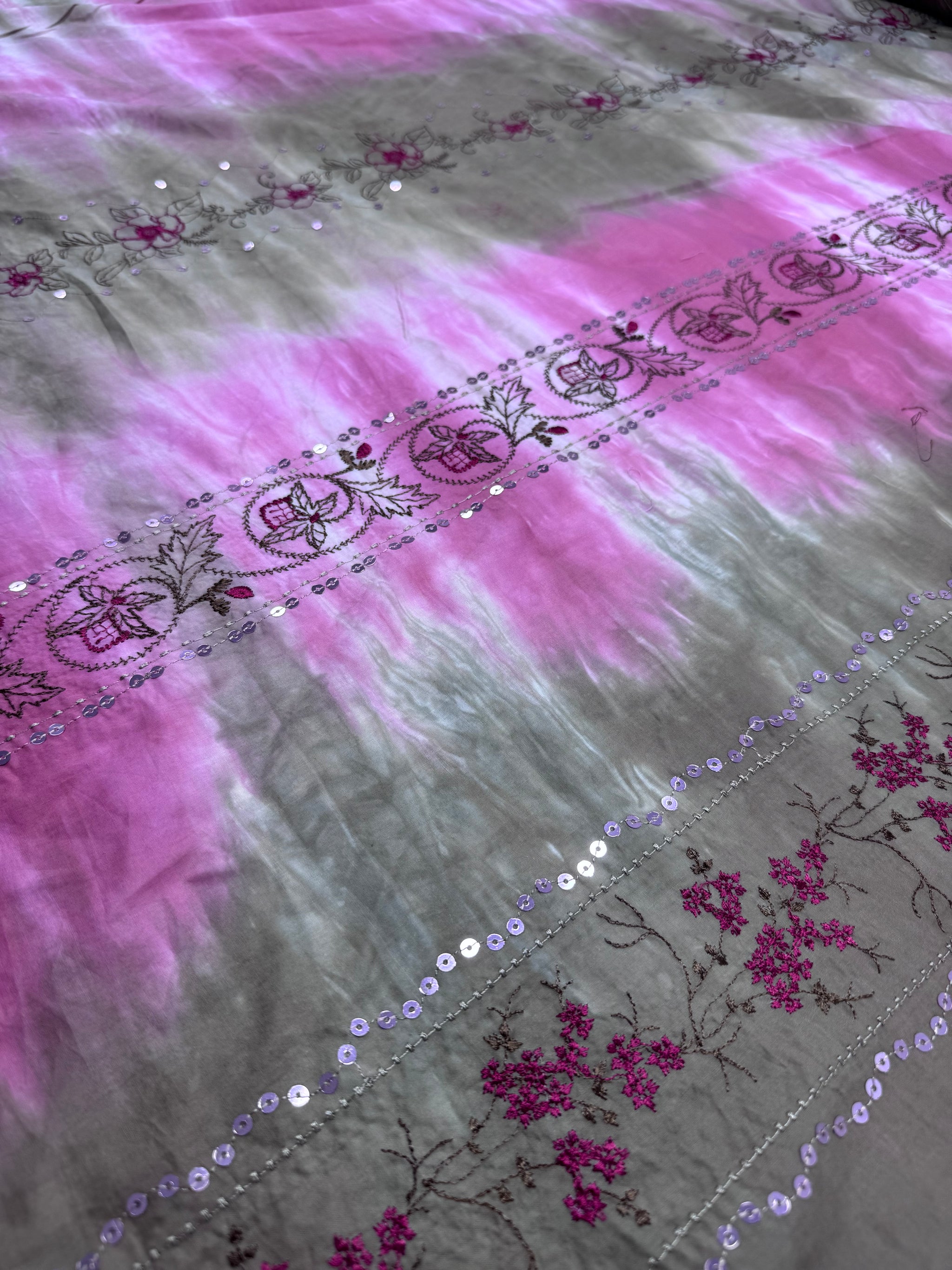 Embroidered Cotton -Pink / Elmwood - 135cm