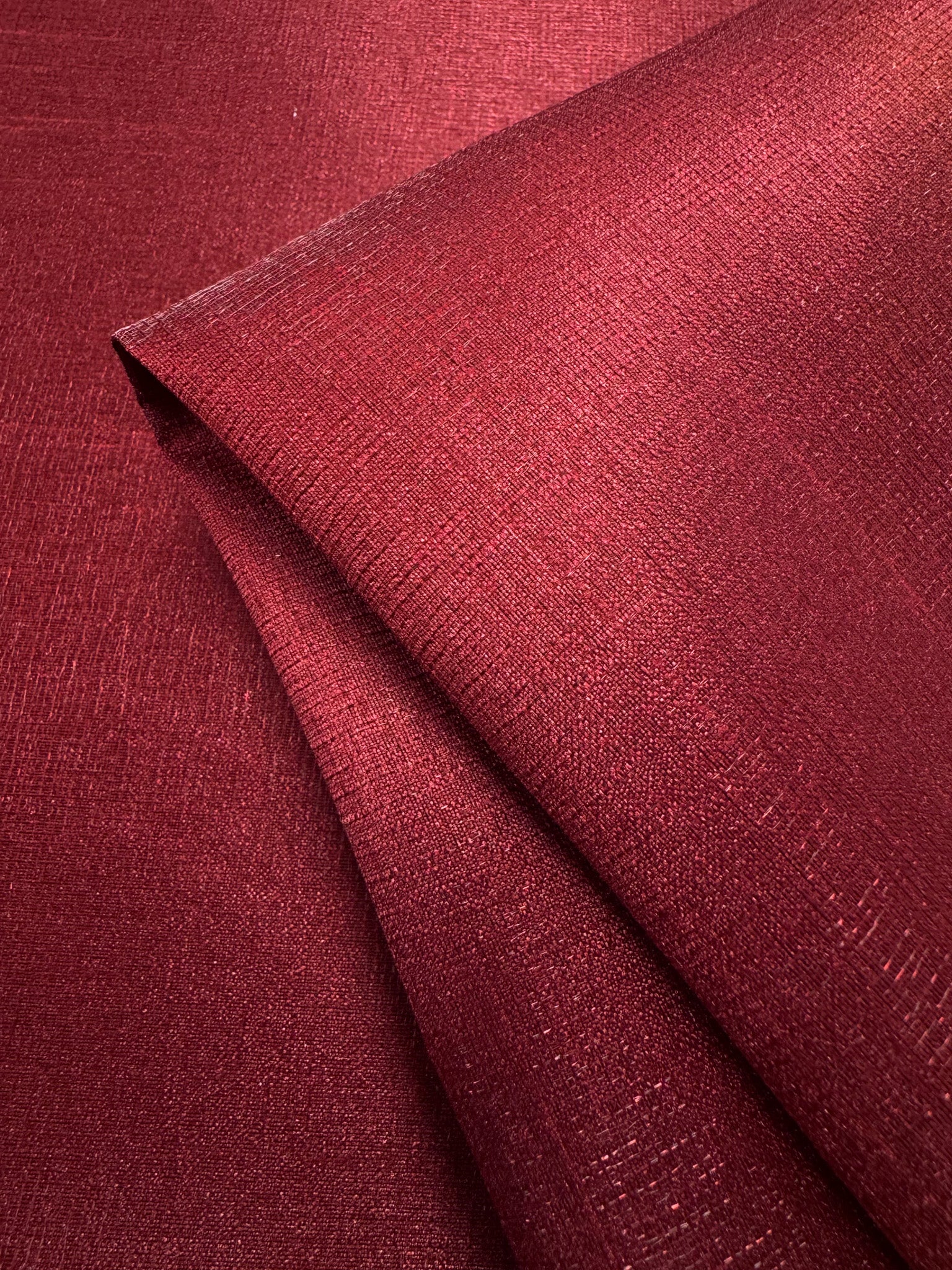 Lumiere Satin  - Burgundy - 150cm