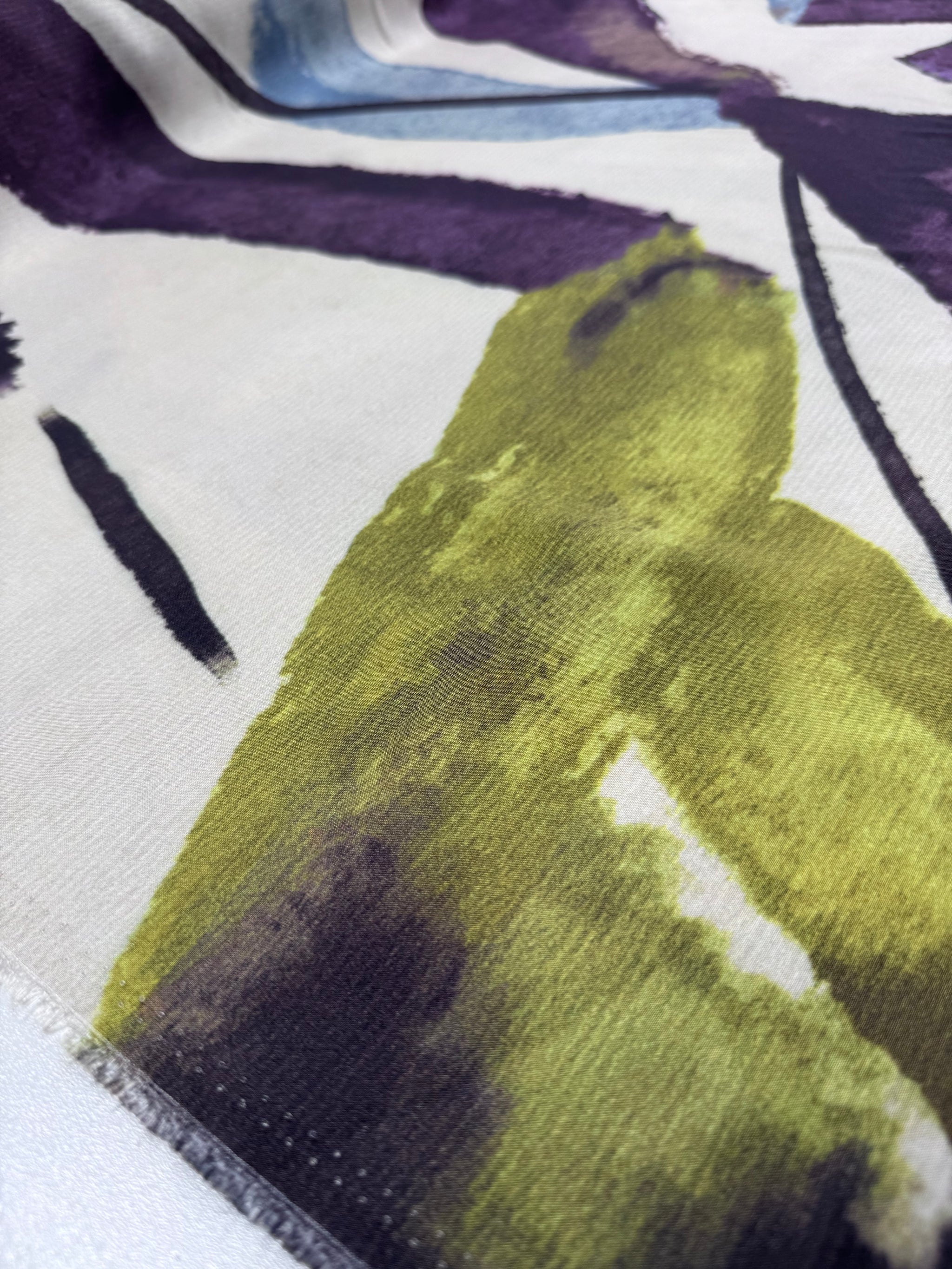 Silkyfall rayon
 - Watercolor Drift - 145cm