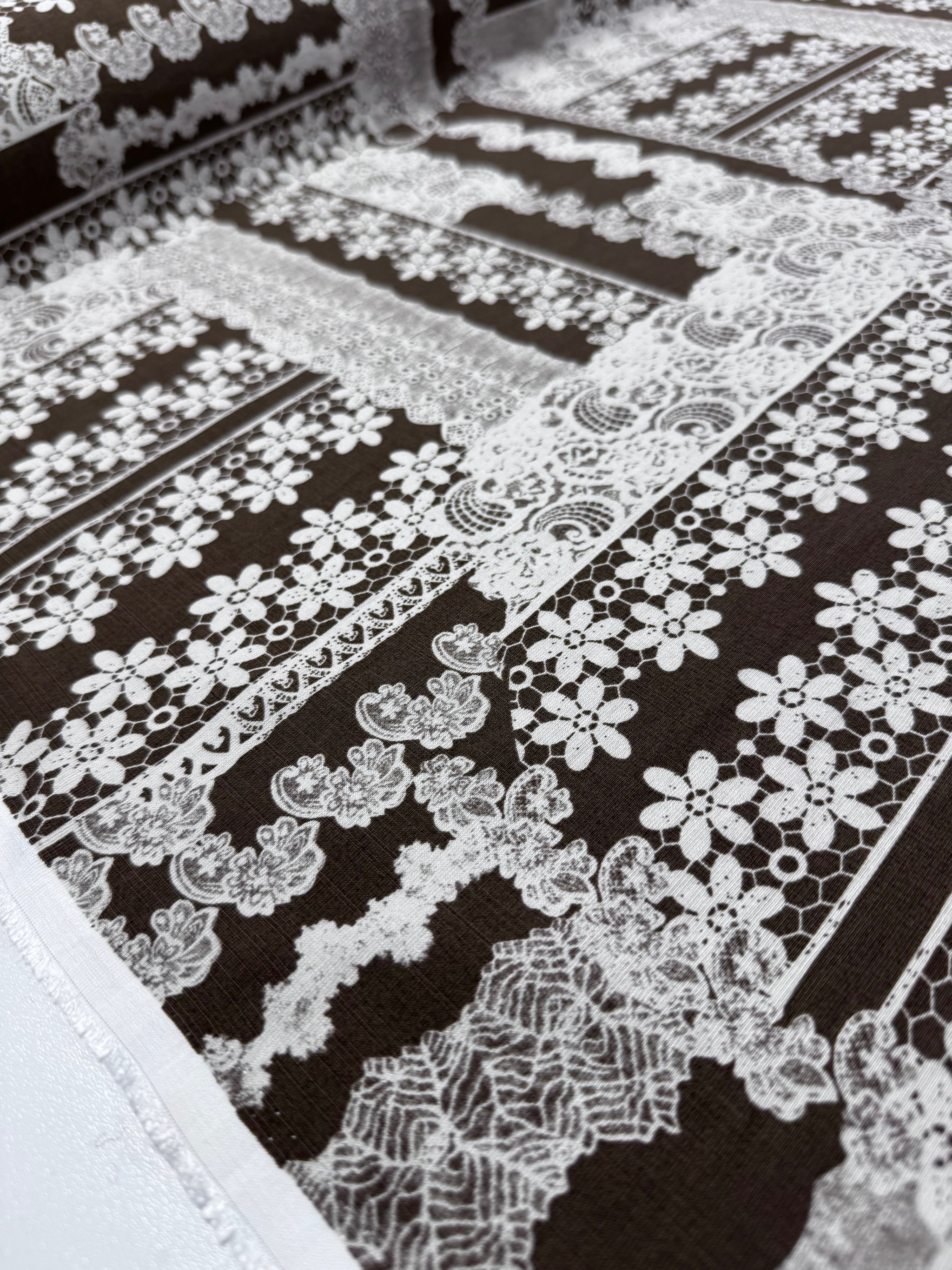 Linen Blend - Vintage Lace - 152cm