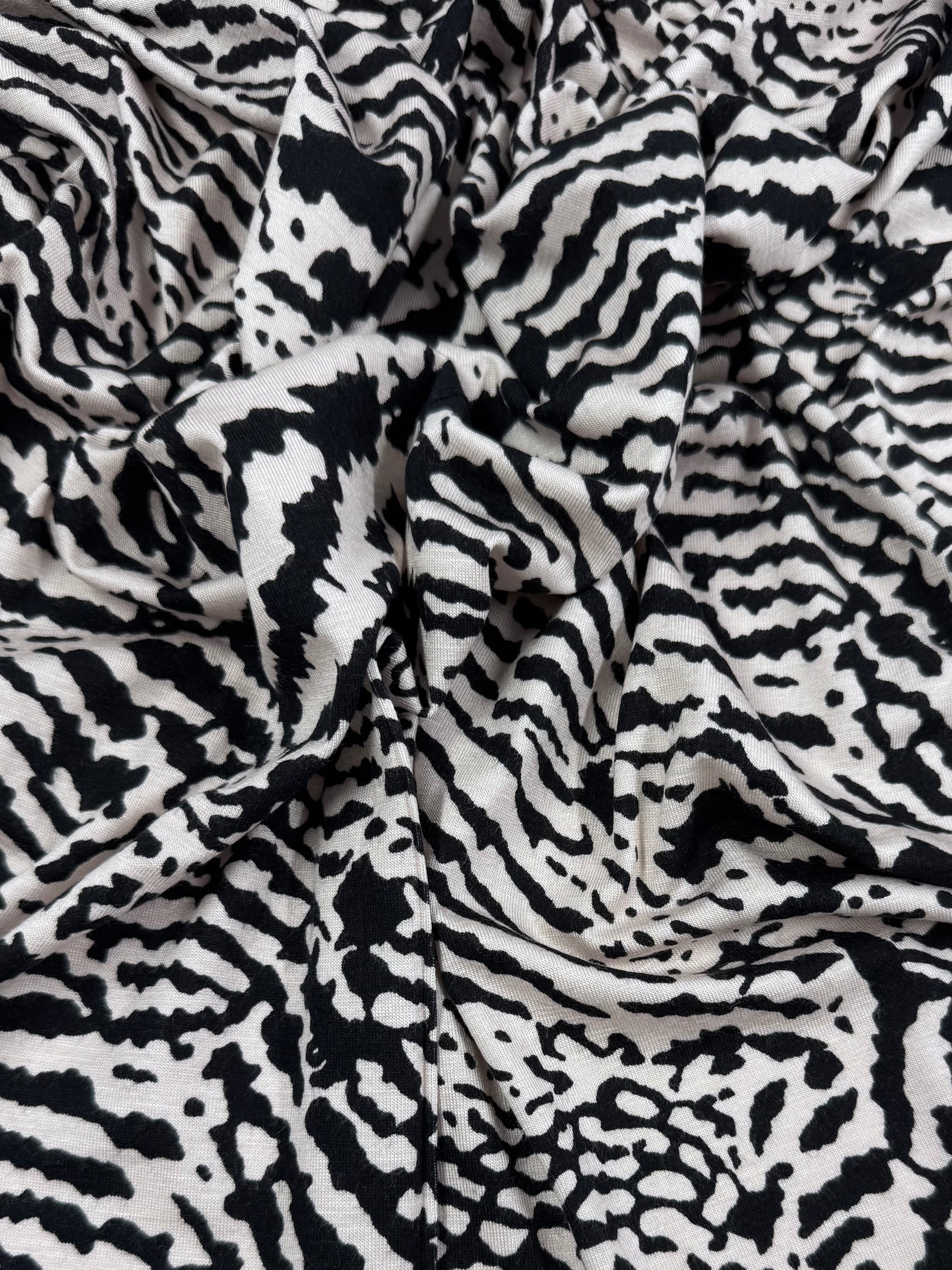 Printed Cotton Lycra - Onyx Ripple - 155cm