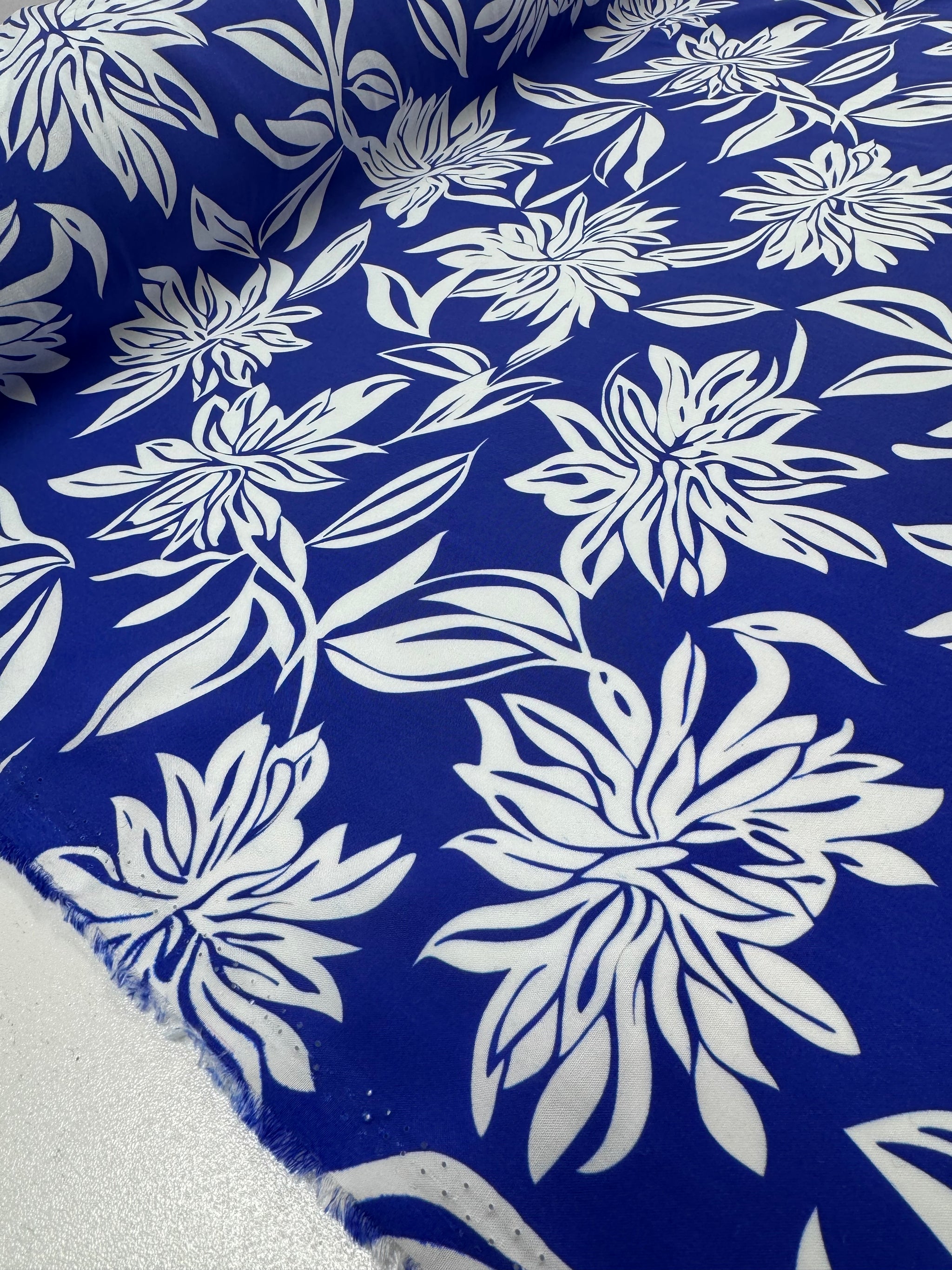 Silkyfall rayon - Ocean Bloom - 145cm