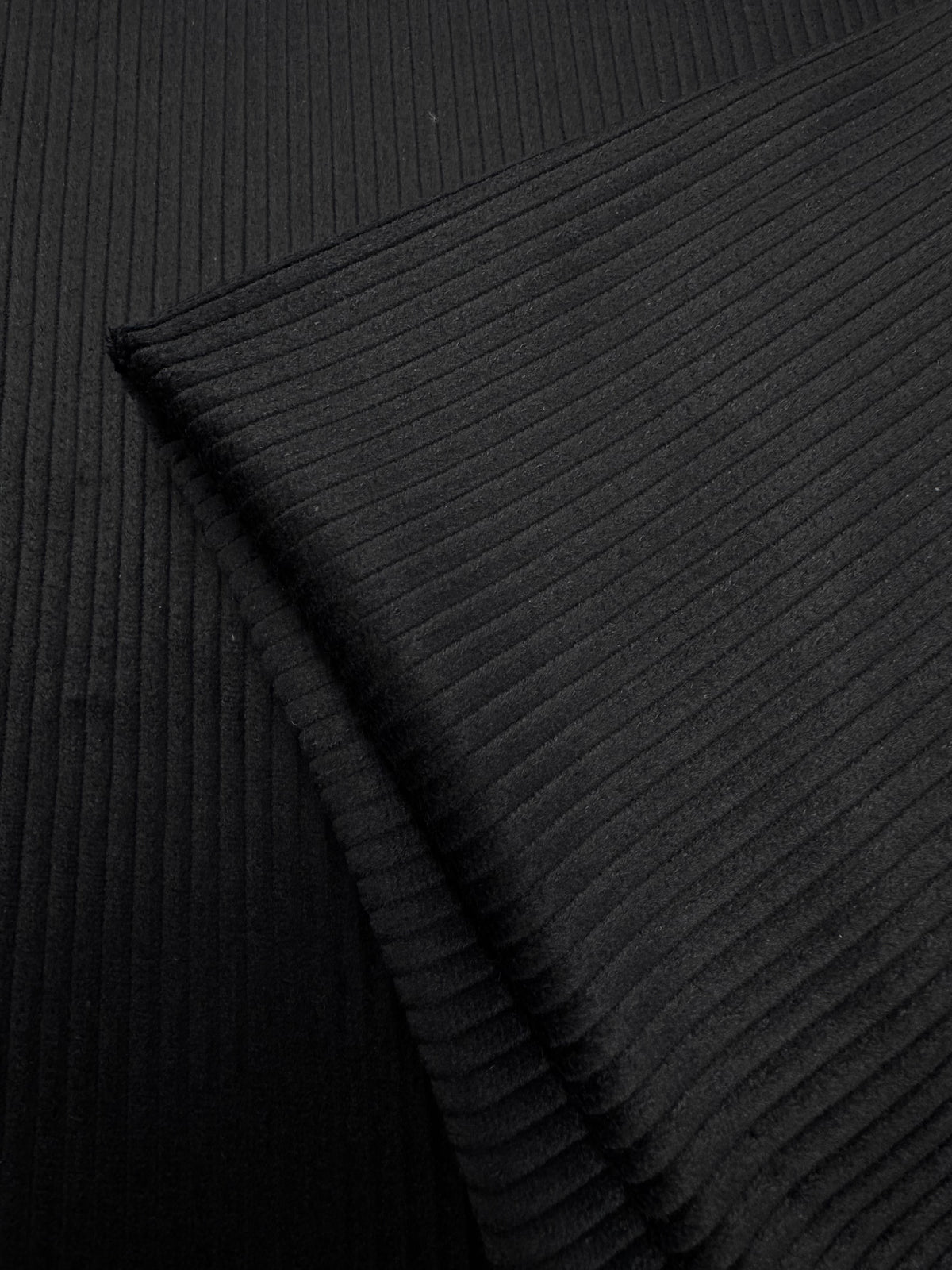 Medium Wale Corduroy - Black - 152cm