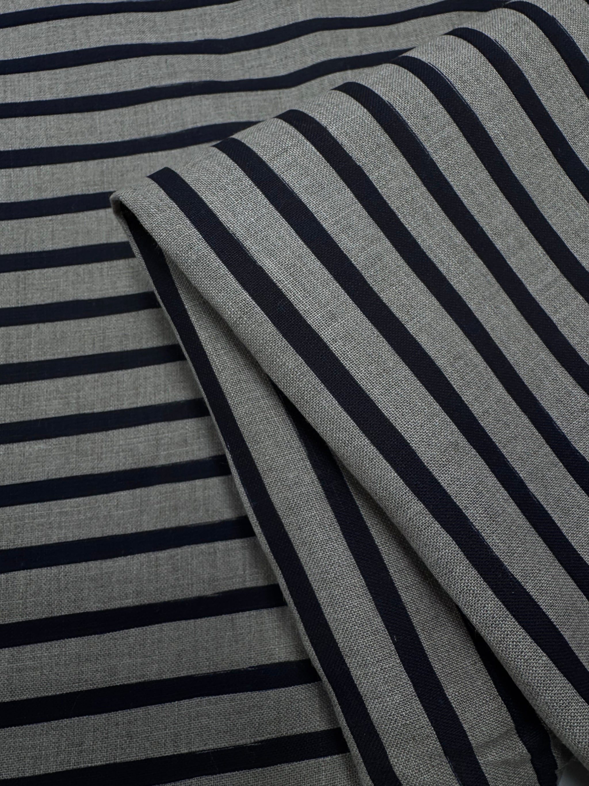 100% Pure Linen - Safari / Navy - 140Cm