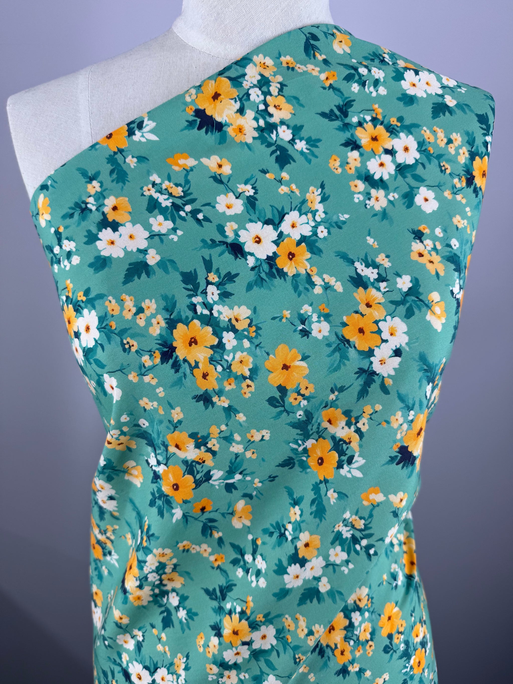 Silkyfall rayon  - Sage Gardenia - 150cm