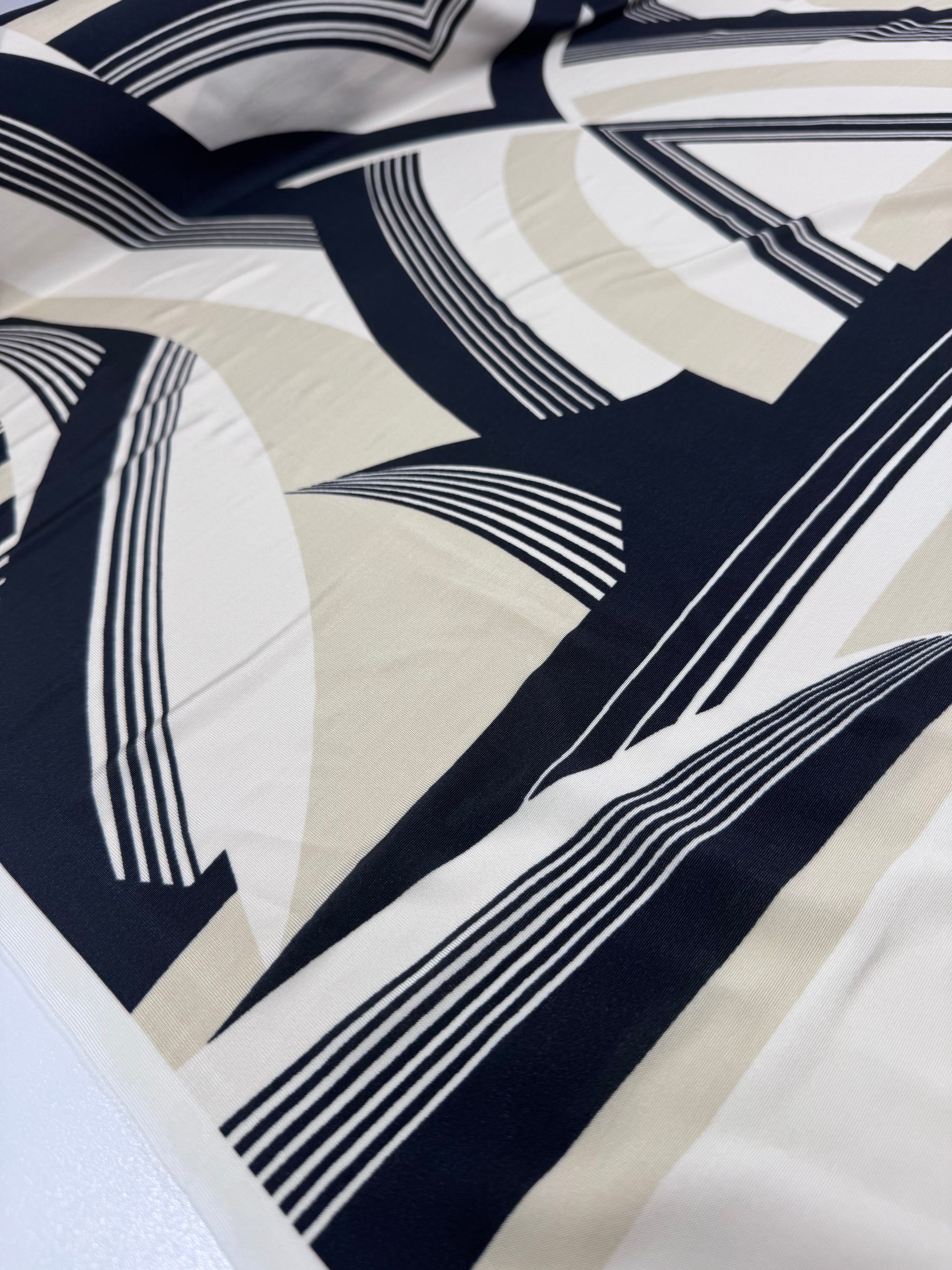 Viscose Knit - Monochrome - 140cm