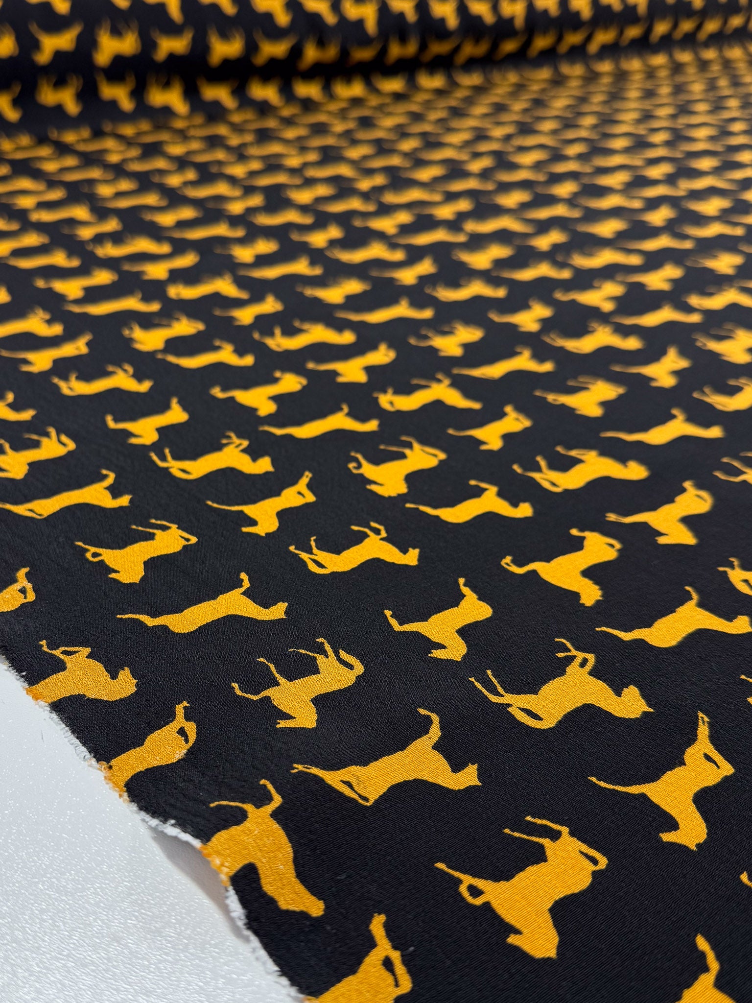Printed Crepe Viscose - Silhouette - 138cm