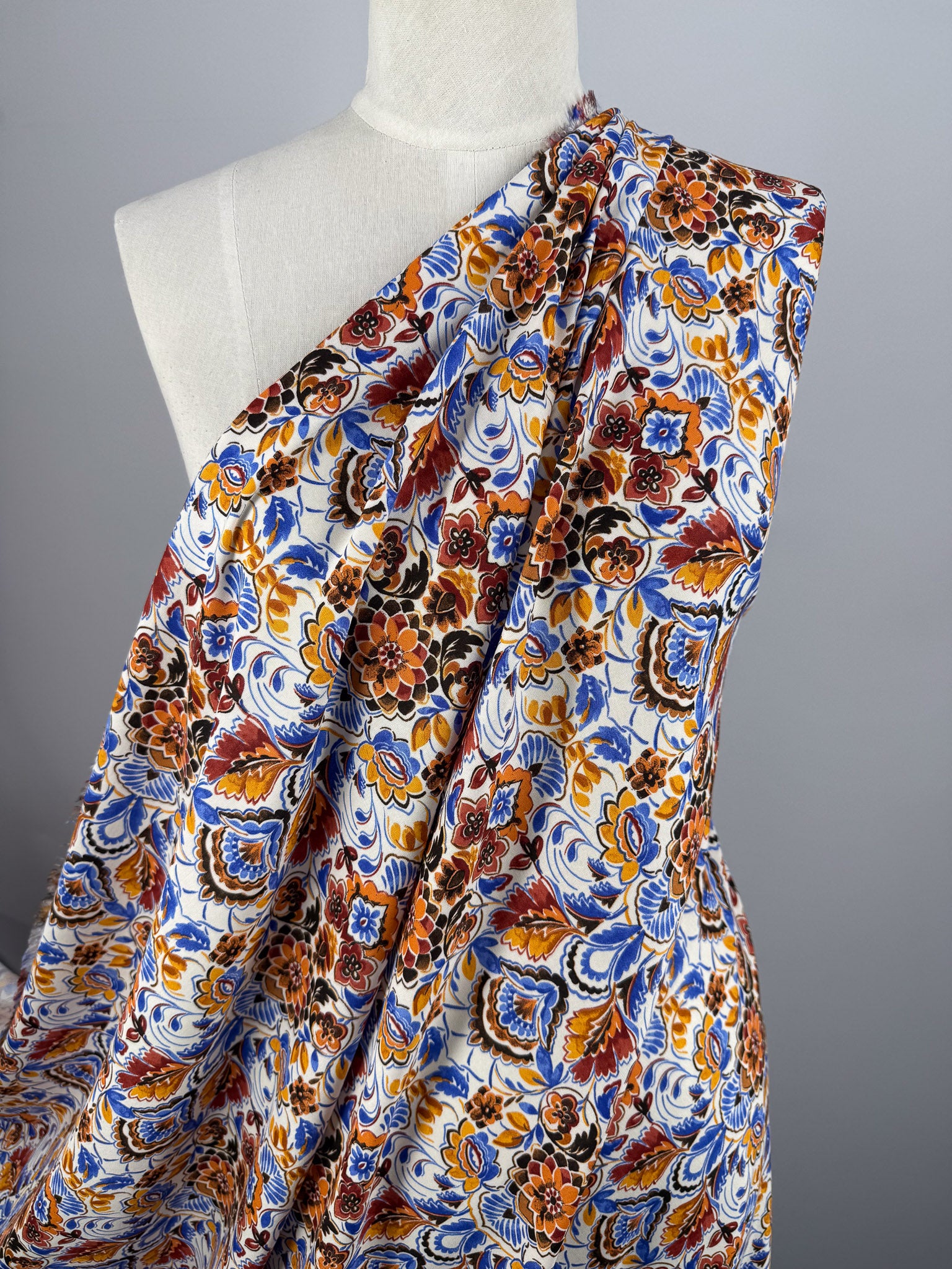 Mercerised Viscose - Ornate Garden - 146cm