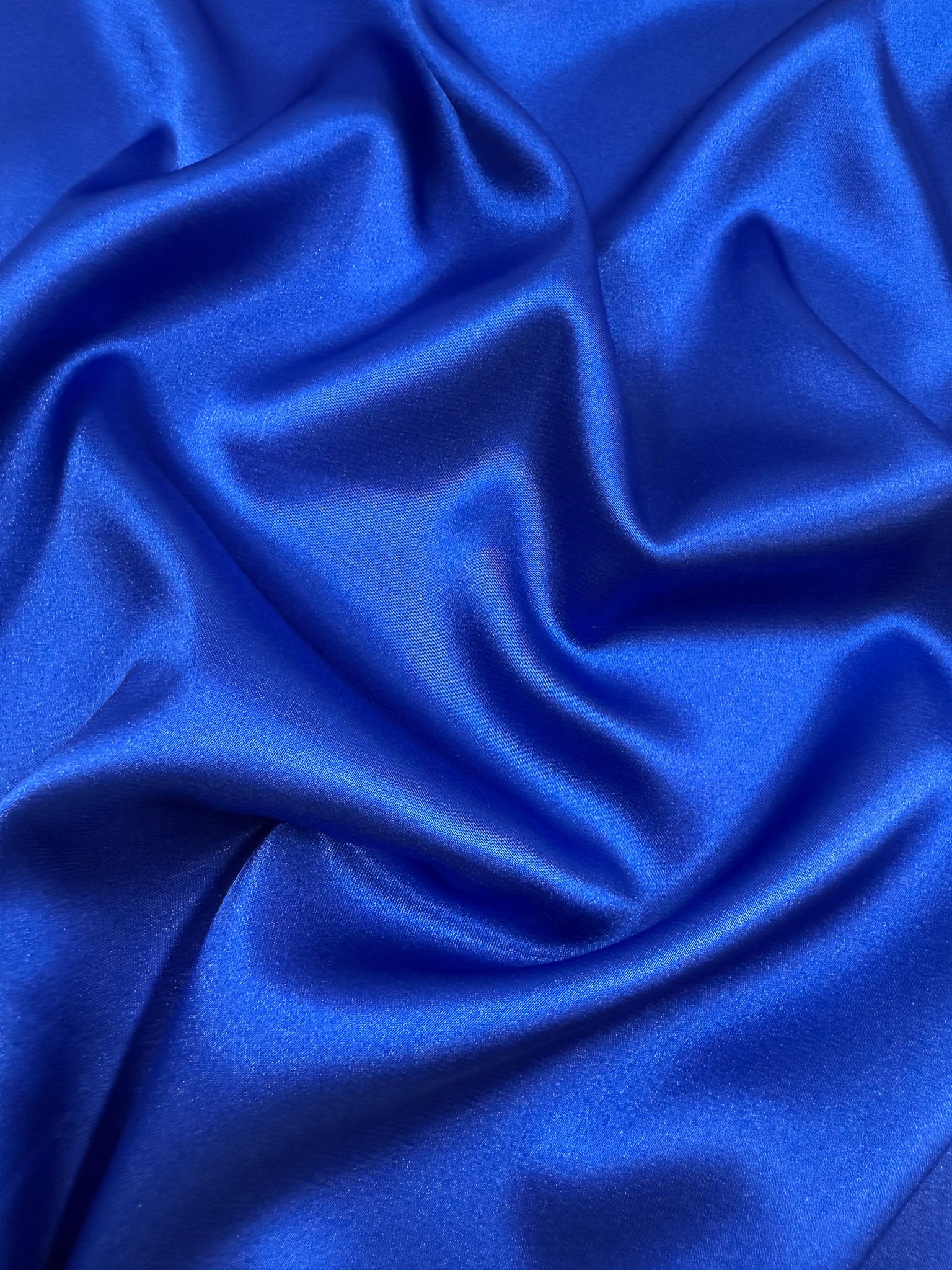 Satin Deluxe - Dazzling Blue - 150cm