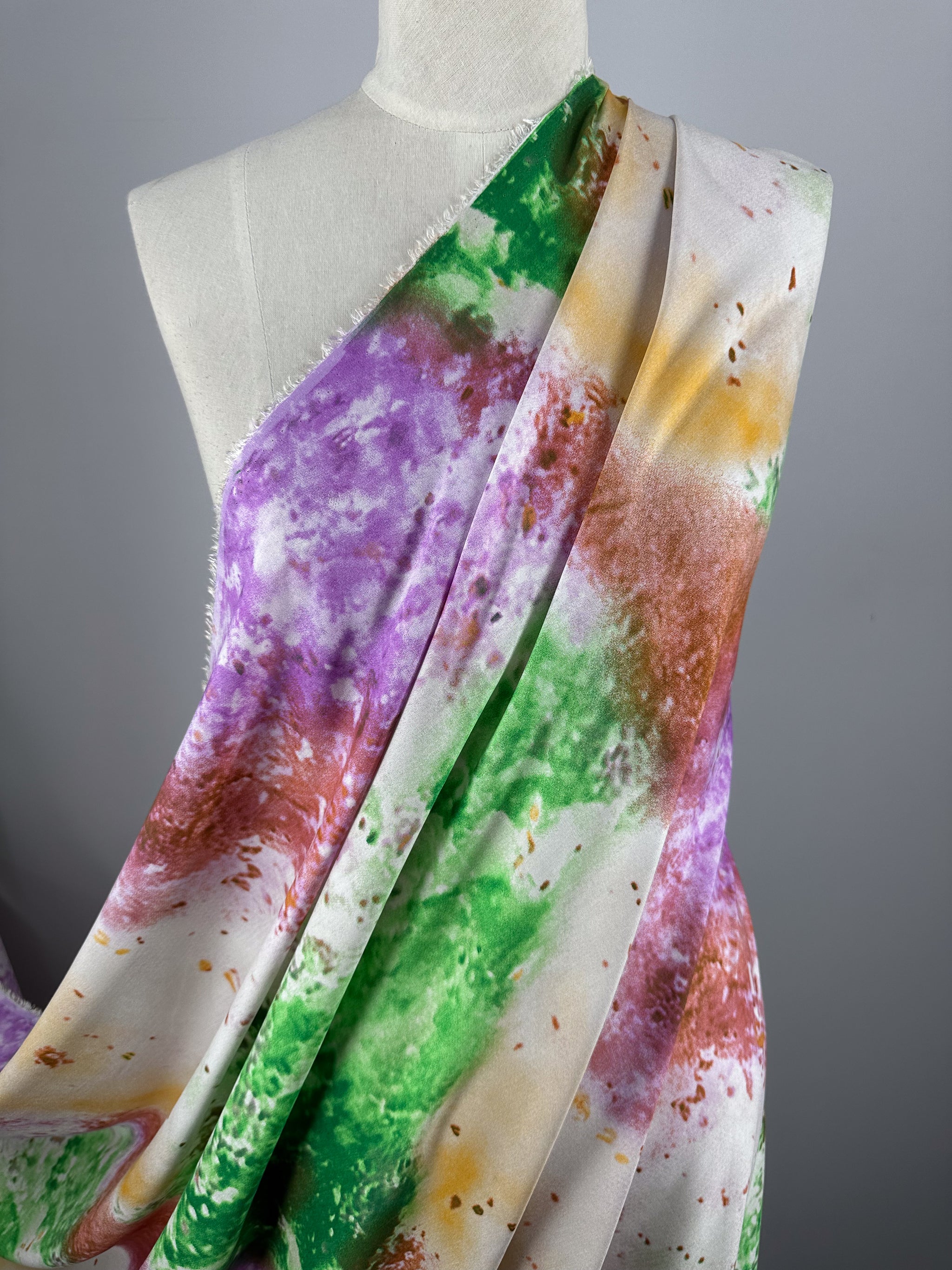 Designer Rayon - Serene - 145cm